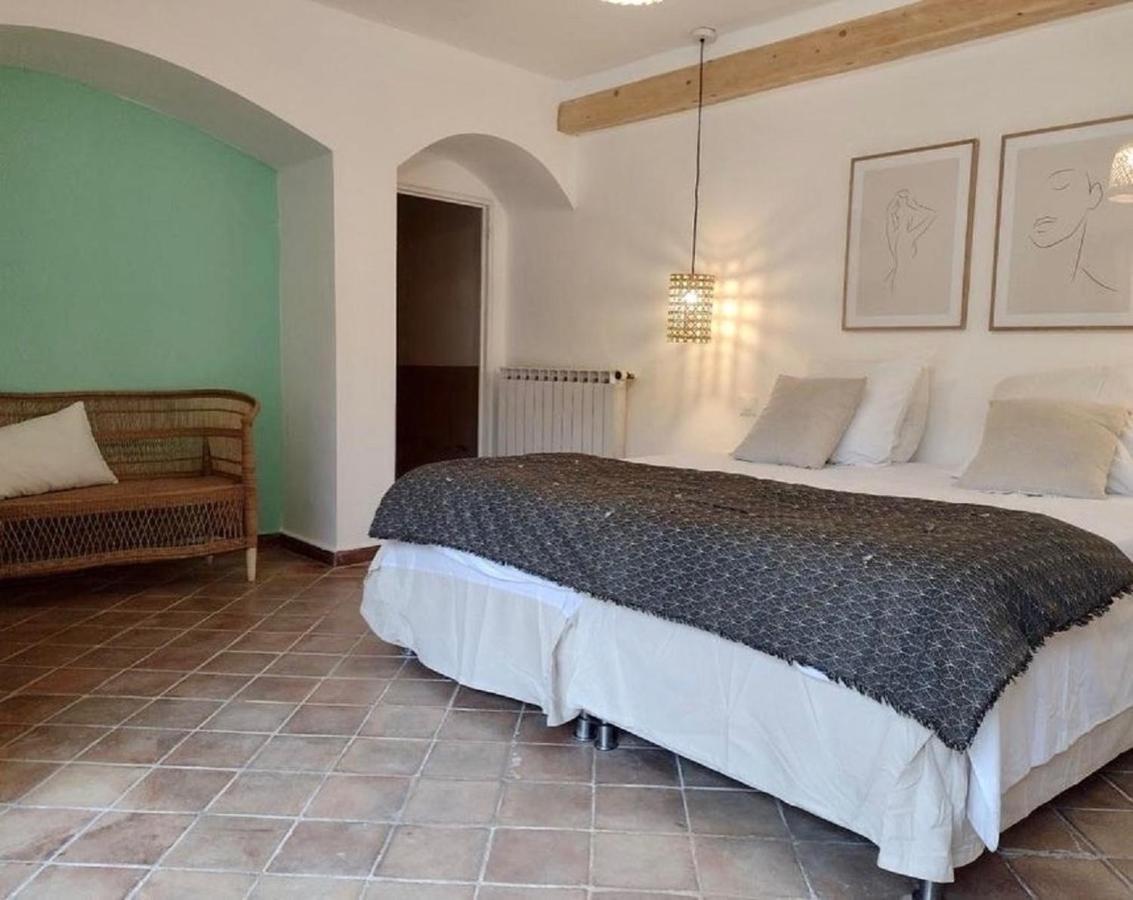 La Maison Des Autres, Piscine Chauffee, Chambres D'Hotes Proches Uzes, Nimes, Pont Du Gard Saint-Genies-de-Malgoires Exteriér fotografie