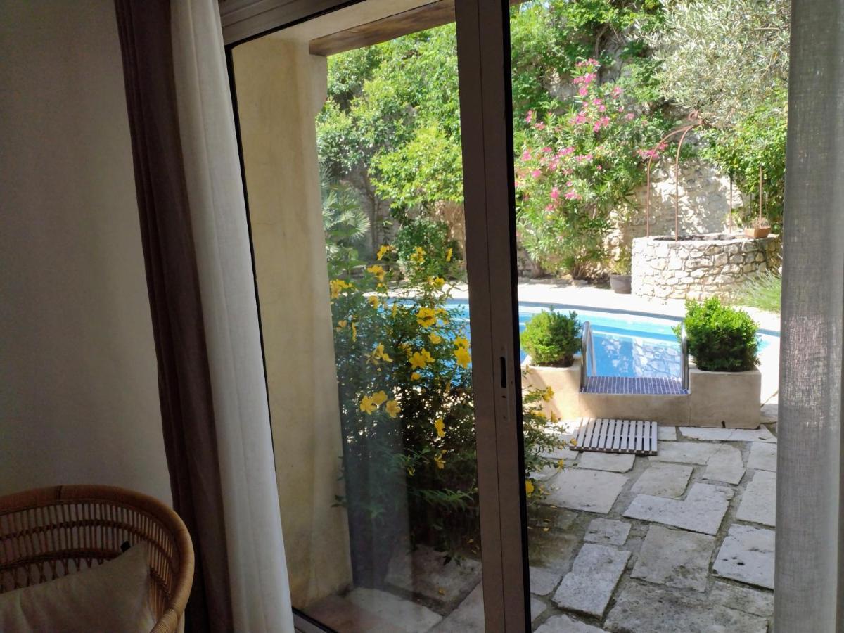 La Maison Des Autres, Piscine Chauffee, Chambres D'Hotes Proches Uzes, Nimes, Pont Du Gard Saint-Genies-de-Malgoires Exteriér fotografie