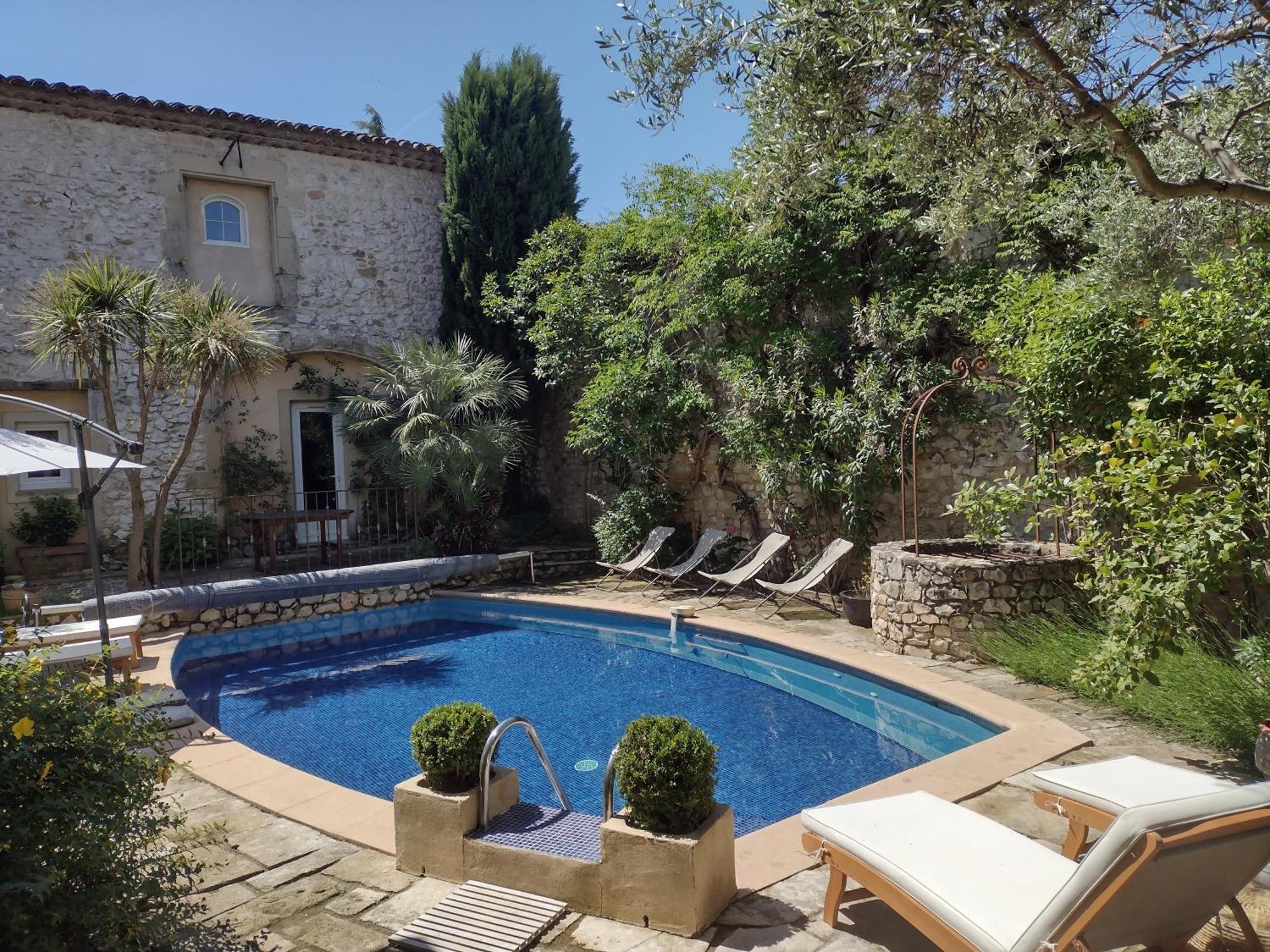 La Maison Des Autres, Piscine Chauffee, Chambres D'Hotes Proches Uzes, Nimes, Pont Du Gard Saint-Genies-de-Malgoires Exteriér fotografie