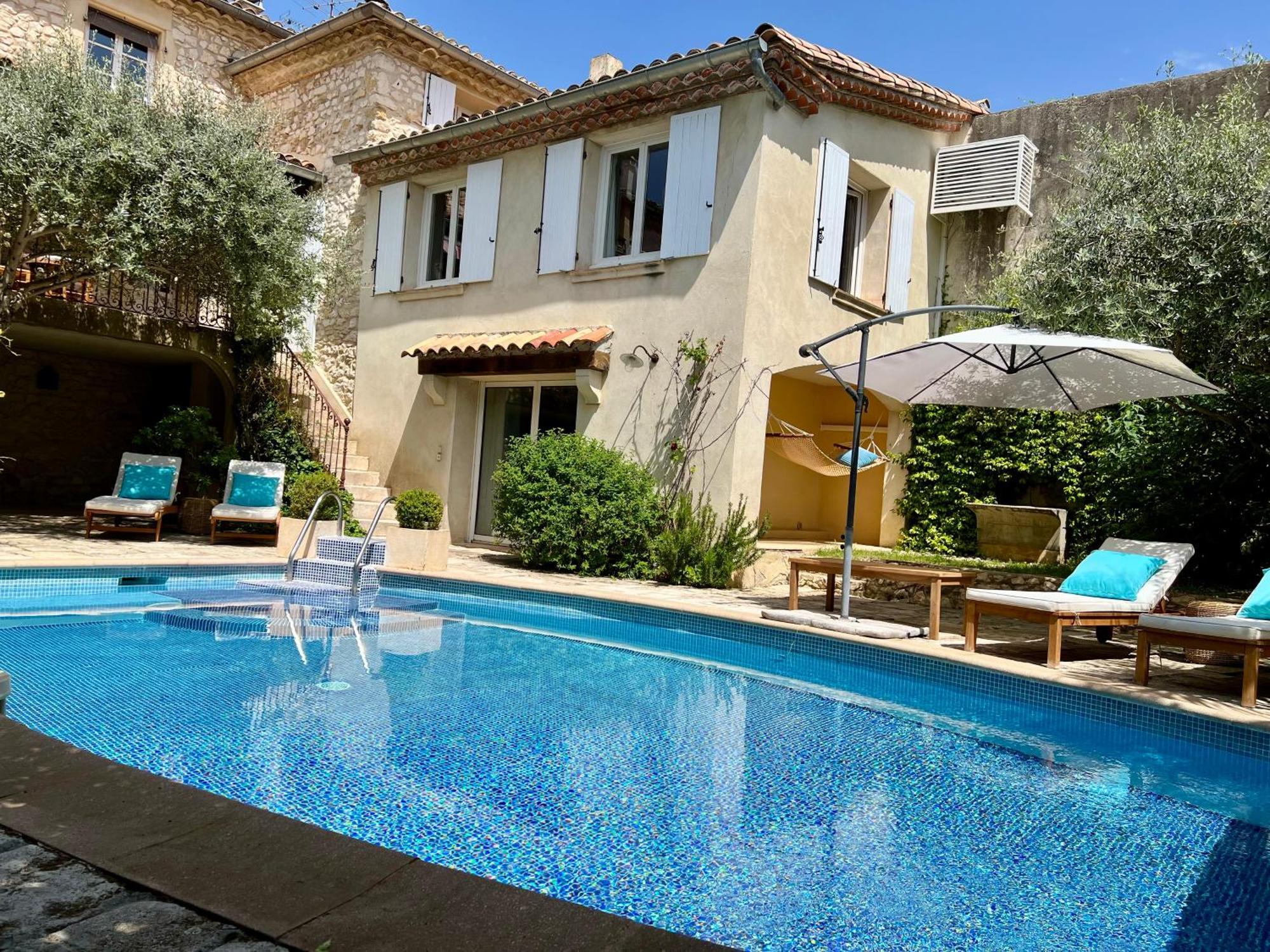 La Maison Des Autres, Piscine Chauffee, Chambres D'Hotes Proches Uzes, Nimes, Pont Du Gard Saint-Genies-de-Malgoires Exteriér fotografie